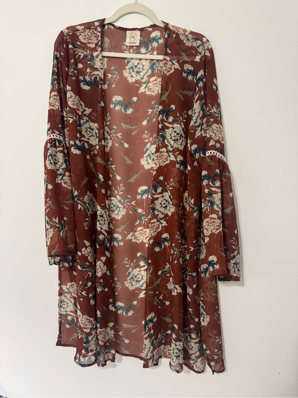Grace & Emma Floral Long Sleeve Kimono